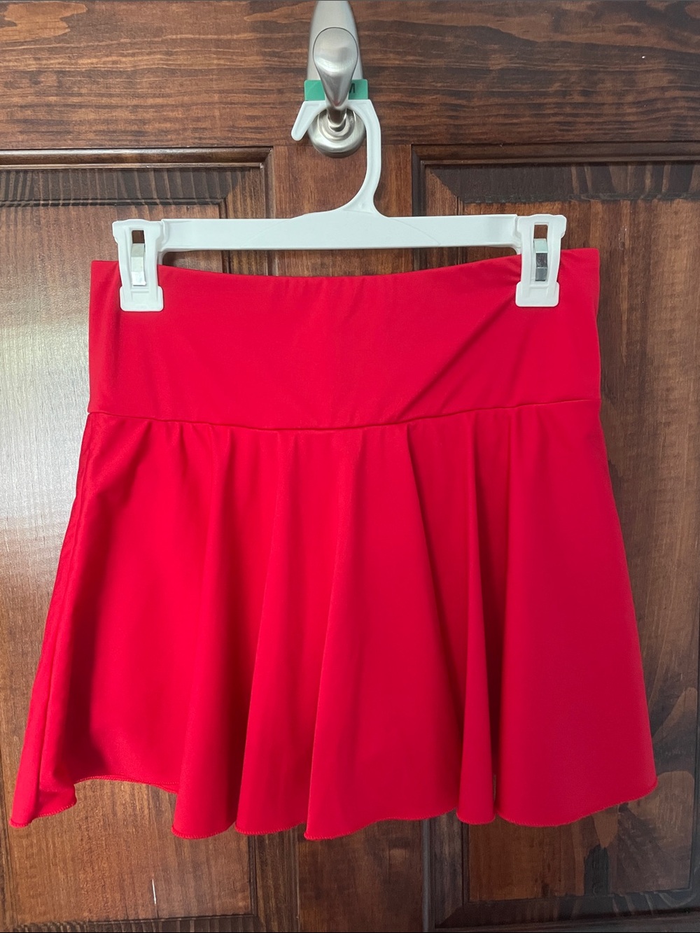 HALARA Bright Red tennis skirt